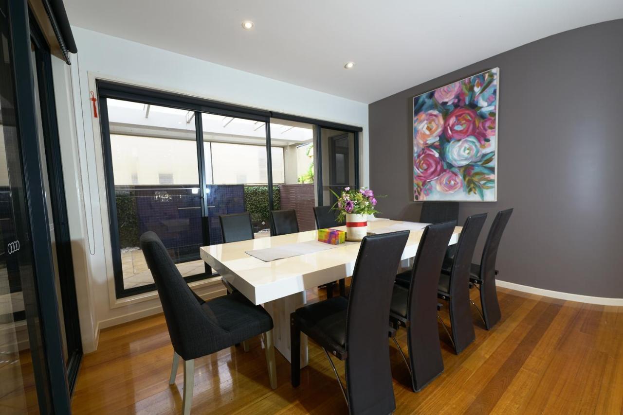 Luxury 7Brm Entire House Lakeview Blackswans Wifi Bbq Resort Point Cook Exterior photo