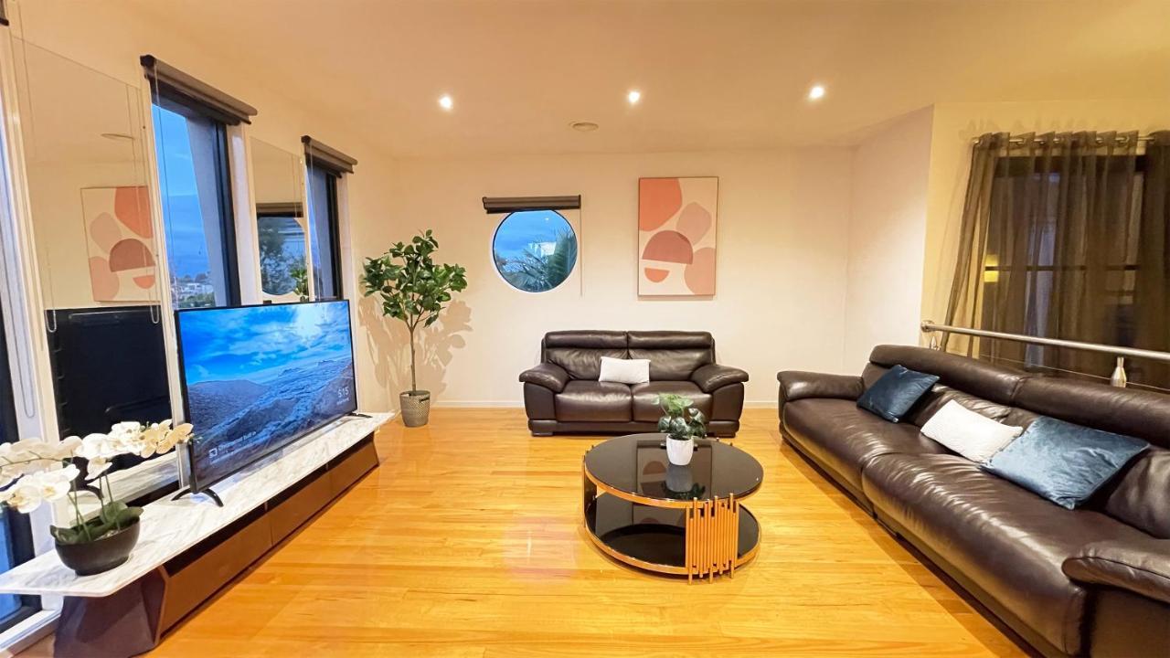 Luxury 7Brm Entire House Lakeview Blackswans Wifi Bbq Resort Point Cook Exterior photo